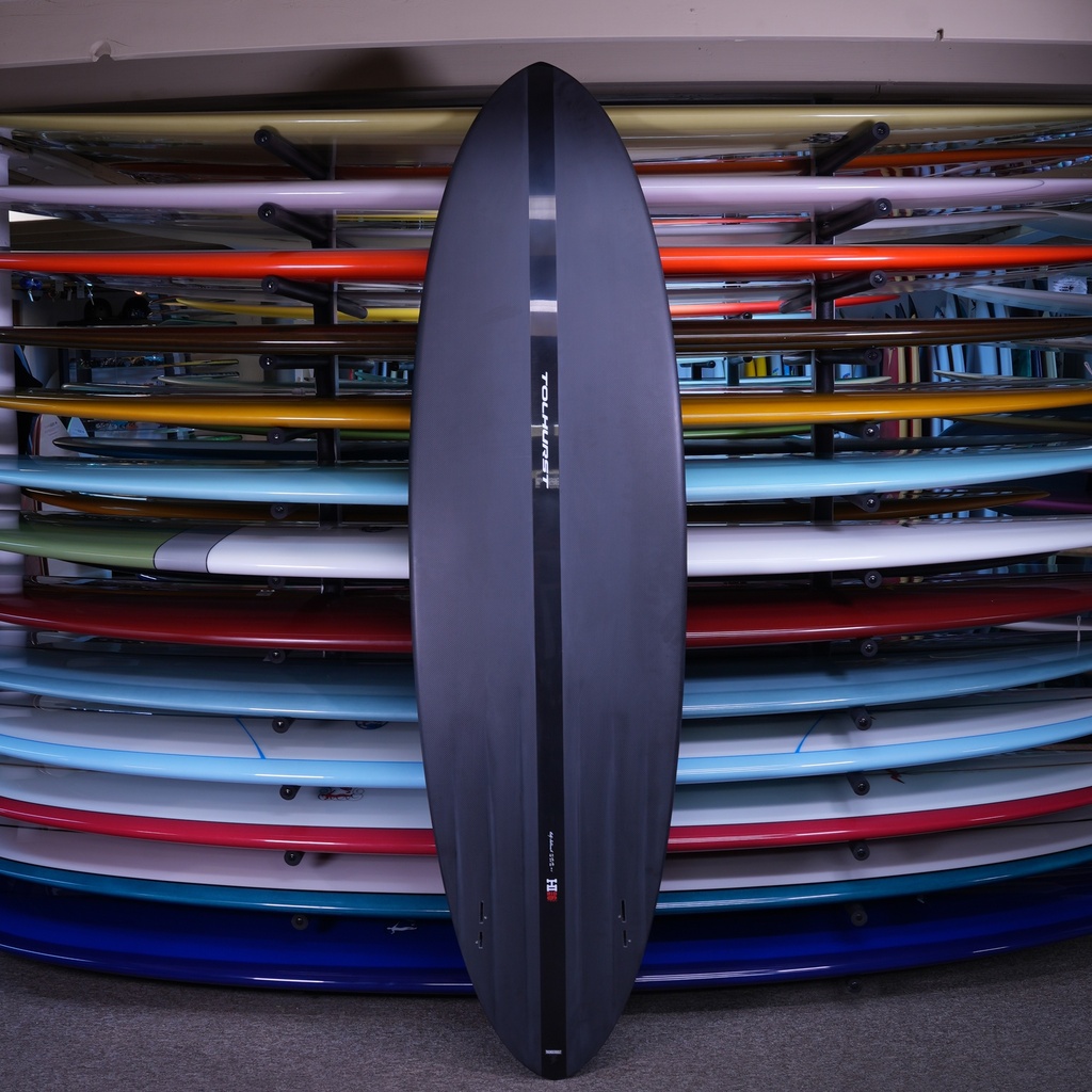 Harley Ingleby Mid 6 Twin TB Black 6'10" Bottom of Board