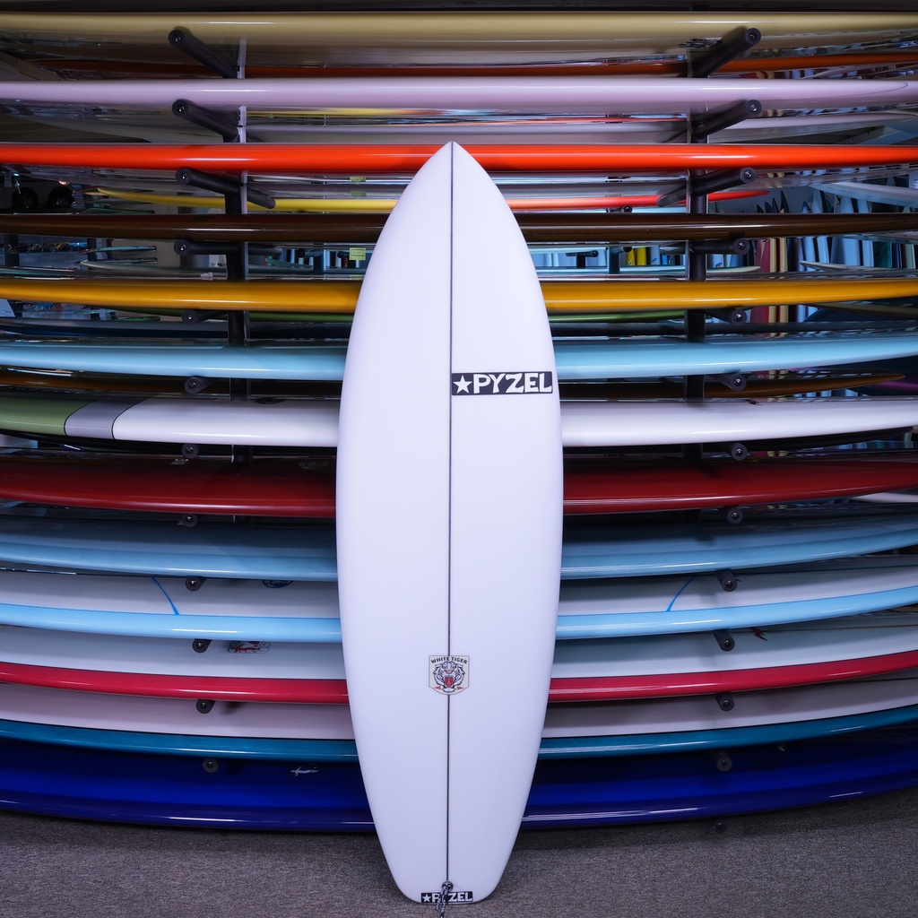 Pyzel White Tiger PU/Poly 5'6"