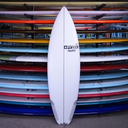 [493909-62] Pyzel Phantom PU/Poly 6'2"